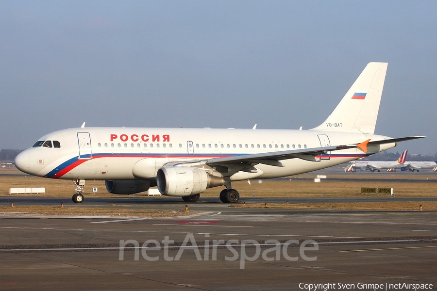 Rossiya - Russian Airlines Airbus A319-111 (VQ-BAT) | Photo 38065