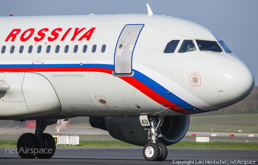 Rossiya - Russian Airlines Airbus A319-111 (VQ-BAU) | Photo 154758