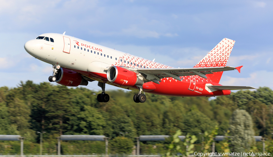 Rossiya - Russian Airlines Airbus A319-111 (VQ-BAV) | Photo 184540