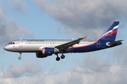 Aeroflot - Russian Airlines Airbus A320-214 (VQ-BAX) at  Hamburg - Fuhlsbuettel (Helmut Schmidt), Germany