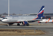 Aeroflot - Russian Airlines Airbus A320-214 (VQ-BAX) at  Hamburg - Fuhlsbuettel (Helmut Schmidt), Germany