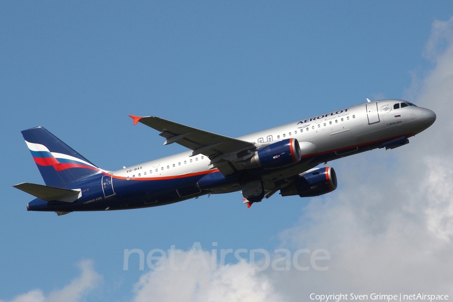 Aeroflot - Russian Airlines Airbus A320-214 (VQ-BAX) | Photo 429436
