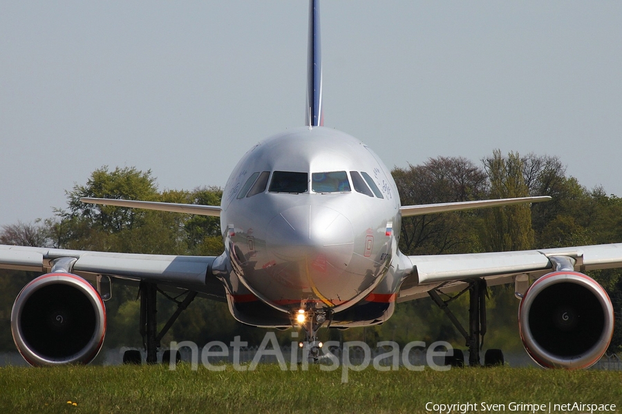 Aeroflot - Russian Airlines Airbus A320-214 (VQ-BBB) | Photo 109216