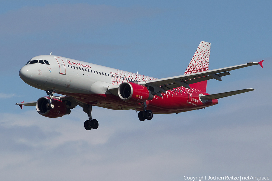 Rossiya - Russian Airlines Airbus A320-214 (VQ-BCG) | Photo 150659