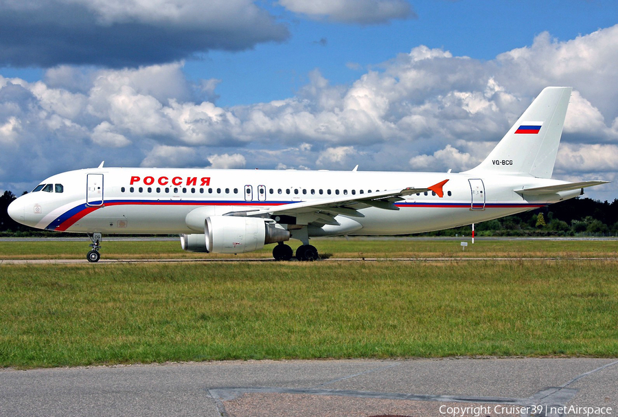 Rossiya - Russian Airlines Airbus A320-214 (VQ-BCG) | Photo 90695