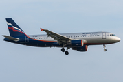 Aeroflot - Russian Airlines Airbus A320-214 (VQ-BCM) at  Hamburg - Fuhlsbuettel (Helmut Schmidt), Germany