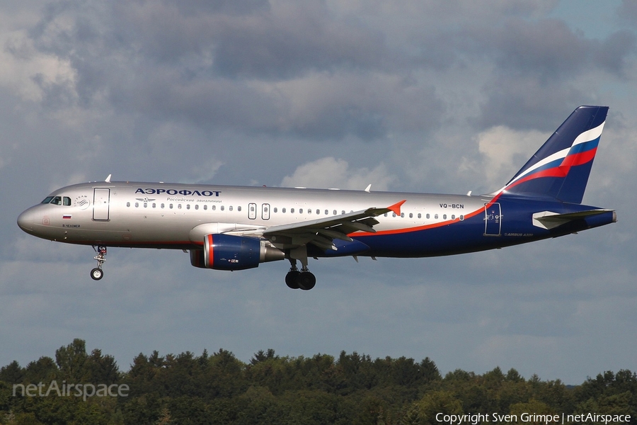 Aeroflot - Russian Airlines Airbus A320-214 (VQ-BCN) | Photo 11636