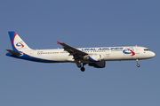 Ural Airlines Airbus A321-211 (VQ-BDA) at  Antalya, Turkey