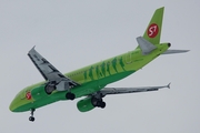 S7 Airlines Airbus A320-214 (VQ-BDE) at  Innsbruck - Kranebitten, Austria