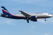 Aeroflot - Russian Airlines Airbus A320-214 (VQ-BEH) at  London - Heathrow, United Kingdom