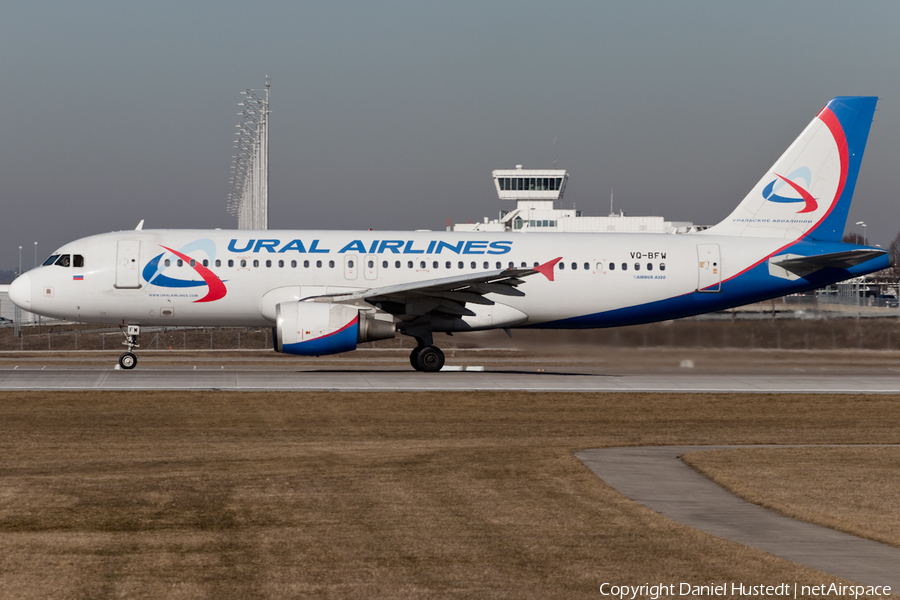 Ural Airlines Airbus A320-214 (VQ-BFW) | Photo 420445