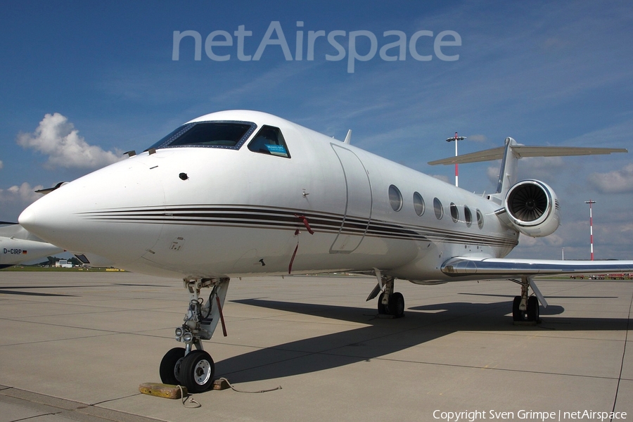 Execujet Europe Gulfstream G-IV-X (G450) (VQ-BGA) | Photo 83431