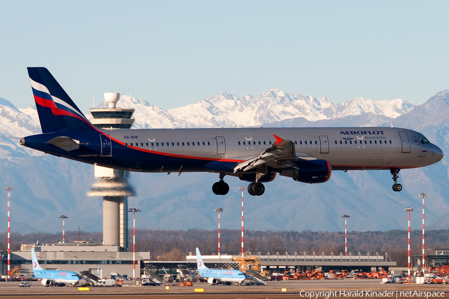 Aeroflot - Russian Airlines Airbus A321-211 (VQ-BHK) | Photo 337906