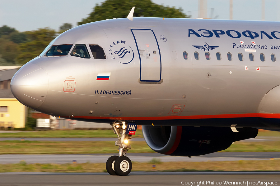 Aeroflot - Russian Airlines Airbus A320-214 (VQ-BHN) | Photo 347689