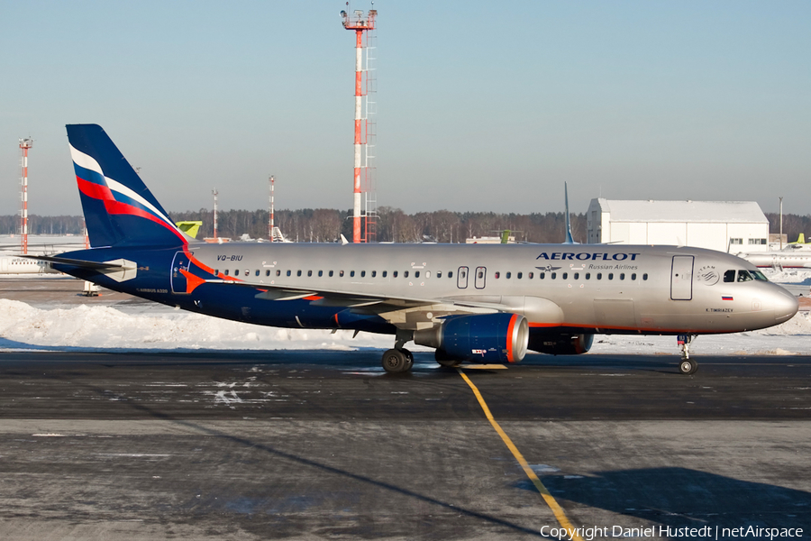 Aeroflot - Russian Airlines Airbus A320-214 (VQ-BIU) | Photo 542903