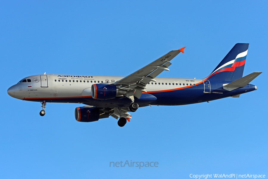 Aeroflot - Russian Airlines Airbus A320-214 (VQ-BIU) | Photo 491080