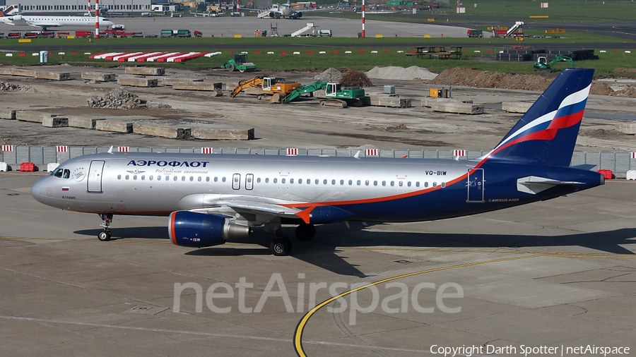 Aeroflot - Russian Airlines Airbus A320-214 (VQ-BIW) | Photo 210044