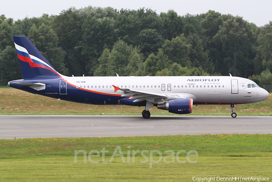 Aeroflot - Russian Airlines Airbus A320-214 (VQ-BIW) | Photo 389445