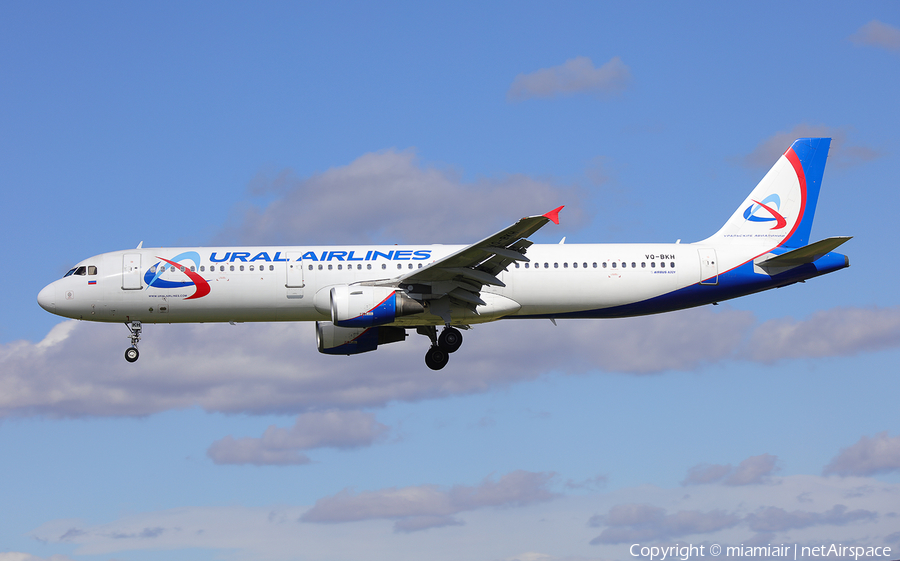 Ural Airlines Airbus A321-211 (VQ-BKH) | Photo 150116