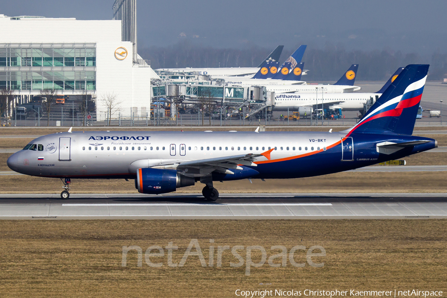 Aeroflot - Russian Airlines Airbus A320-214 (VQ-BKT) | Photo 161158