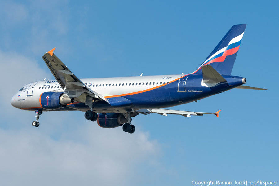 Aeroflot - Russian Airlines Airbus A320-214 (VQ-BKT) | Photo 500585