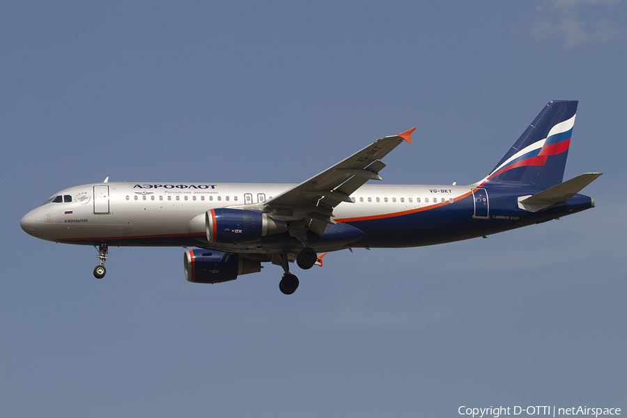 Aeroflot - Russian Airlines Airbus A320-214 (VQ-BKT) | Photo 381561