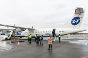 UTair Aviation ATR 72-500 (VQ-BLJ) at  Krasnojarsk - Jemeljanowo, Russia