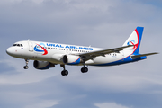 Ural Airlines Airbus A320-214 (VQ-BLO) at  Barcelona - El Prat, Spain