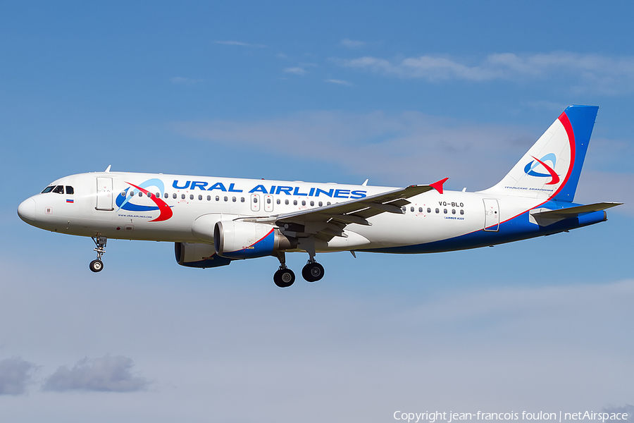 Ural Airlines Airbus A320-214 (VQ-BLO) | Photo 156023