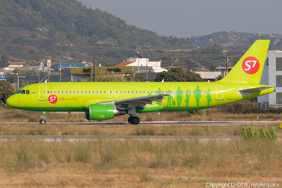 S7 Airlines Airbus A320-214 (VQ-BPL) | Photo 346763