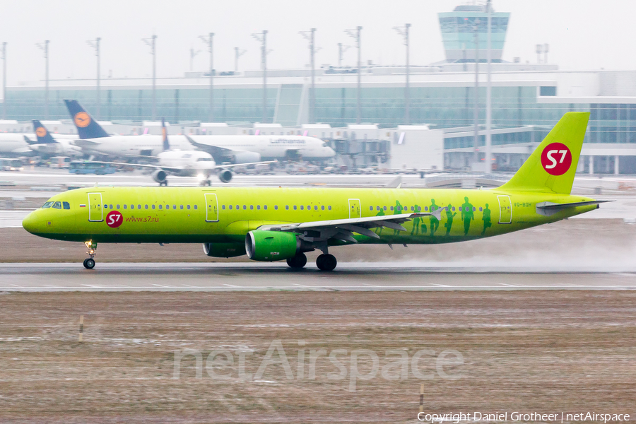 S7 Airlines Airbus A321-211 (VQ-BQH) | Photo 288499