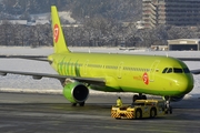 S7 Airlines Airbus A321-211 (VQ-BQK) at  Innsbruck - Kranebitten, Austria