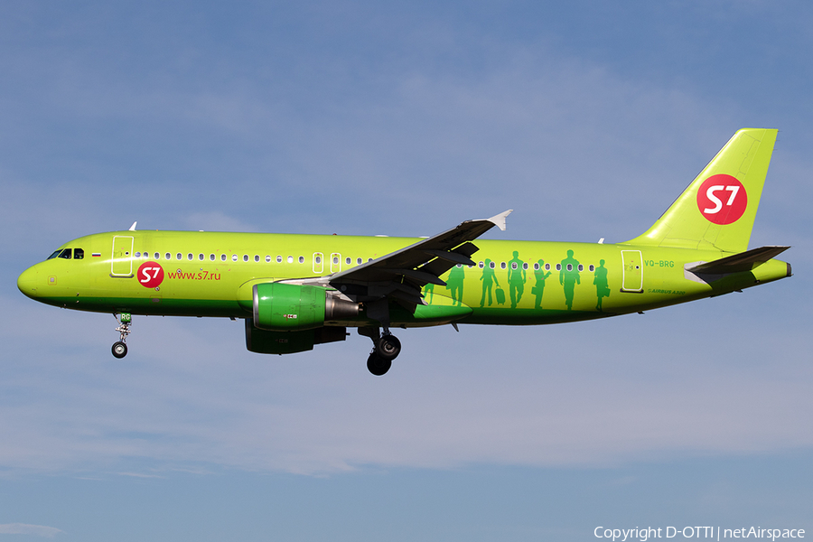 S7 Airlines Airbus A320-214 (VQ-BRG) | Photo 292186