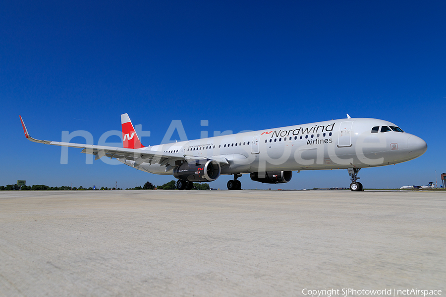 Nordwind Airlines Airbus A321-231 (VQ-BRS) | Photo 164836