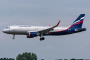 Aeroflot - Russian Airlines Airbus A320-214 (VQ-BRV) at  Hamburg - Fuhlsbuettel (Helmut Schmidt), Germany