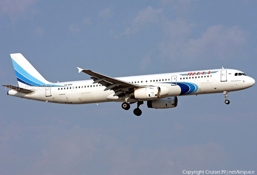 Yamal Airlines Airbus A321-231 (VQ-BSQ) | Photo 365957