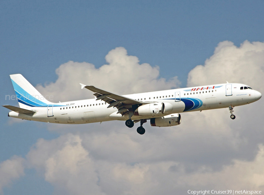 Yamal Airlines Airbus A321-231 (VQ-BSQ) | Photo 367791