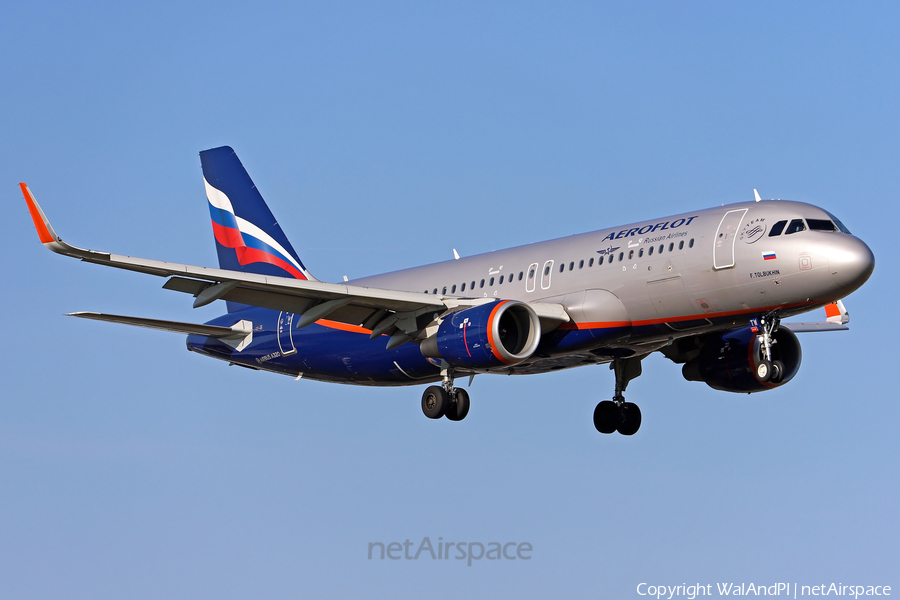 Aeroflot - Russian Airlines Airbus A320-214 (VQ-BTW) | Photo 478656