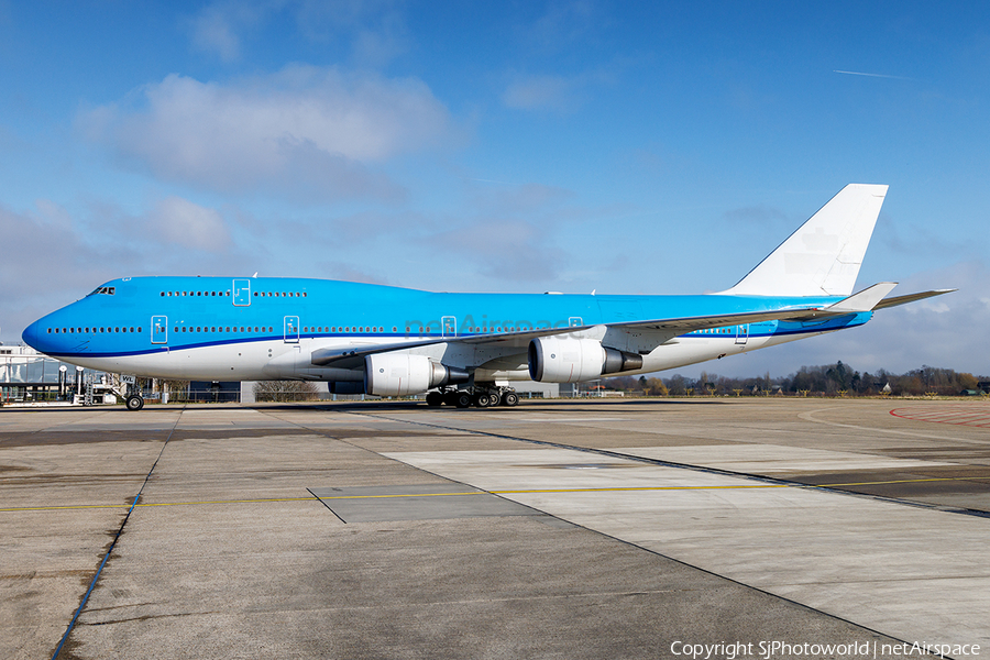Longtail Aviation Boeing 747-406(M) (VQ-BWL) | Photo 496711