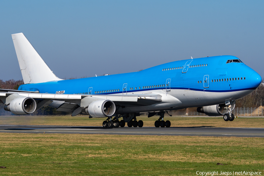 Longtail Aviation Boeing 747-406(M) (VQ-BWL) | Photo 497202