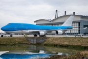 Longtail Aviation Boeing 747-406(M) (VQ-BWL) at  Hamburg - Fuhlsbuettel (Helmut Schmidt), Germany