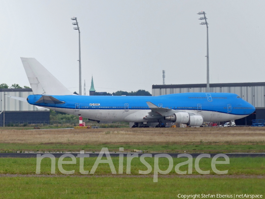Longtail Aviation Boeing 747-406(M) (VQ-BWL) | Photo 515122