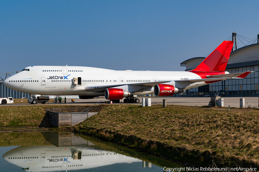 JetOneX Boeing 747-41R (VQ-BZV) | Photo 500439