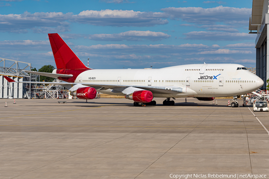 JetOneX Boeing 747-41R (VQ-BZV) | Photo 524570