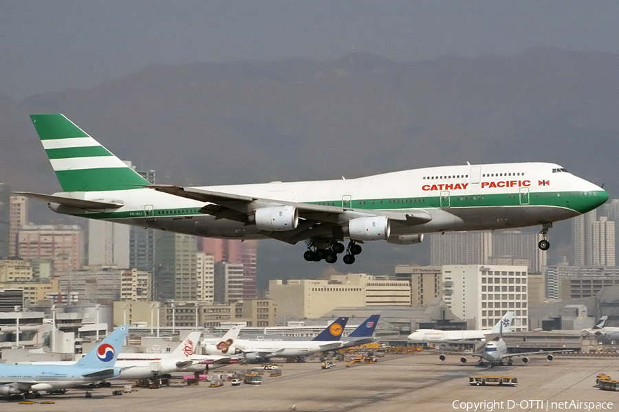 Cathay Pacific Boeing 747-367 (VR-HIJ) | Photo 157547