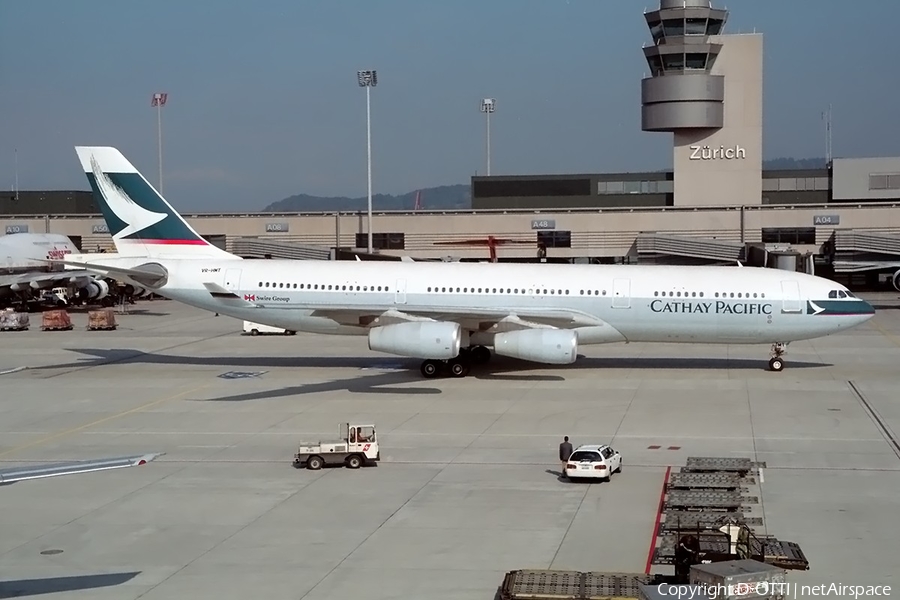 Cathay Pacific Airbus A340-211 (VR-HMT) | Photo 144590