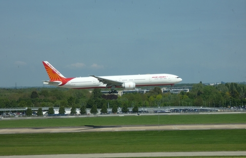 Air India Boeing 777-3FX(ER) (VT-AEM) at  London - Heathrow, United Kingdom