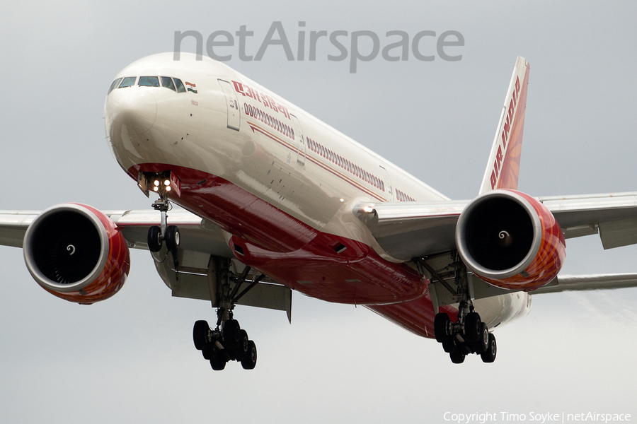 Air India Boeing 777-337(ER) (VT-ALJ) | Photo 21998