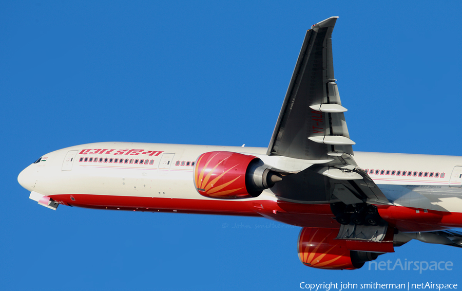 Air India Boeing 777-337(ER) (VT-ALM) | Photo 37782