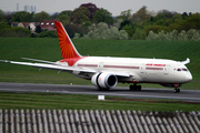 Air India Boeing 787-8 Dreamliner (VT-ANJ) at  Birmingham - International, United Kingdom